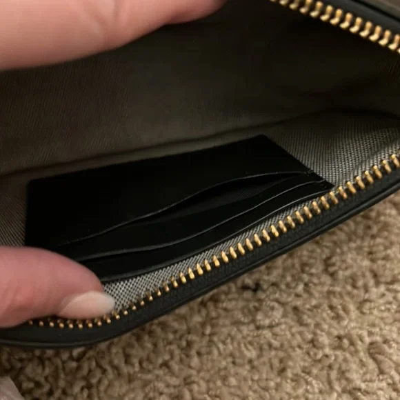 SOLD.          Coach boutique Swinger 20 genuine glovetan Italian leather - Picture 9 of 15